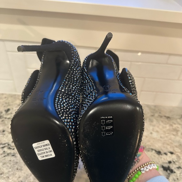 New without box - Giuseppe Zanotti Design Heels - Picture 3 of 5